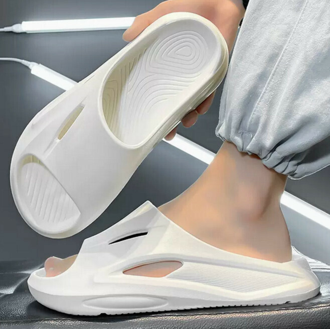 Men's slippers