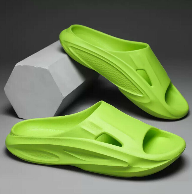 Men's slippers