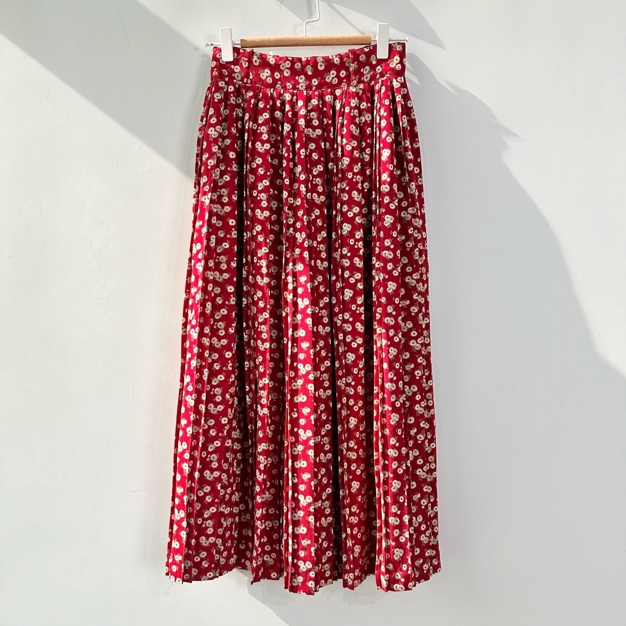 紅色雛菊百摺裙