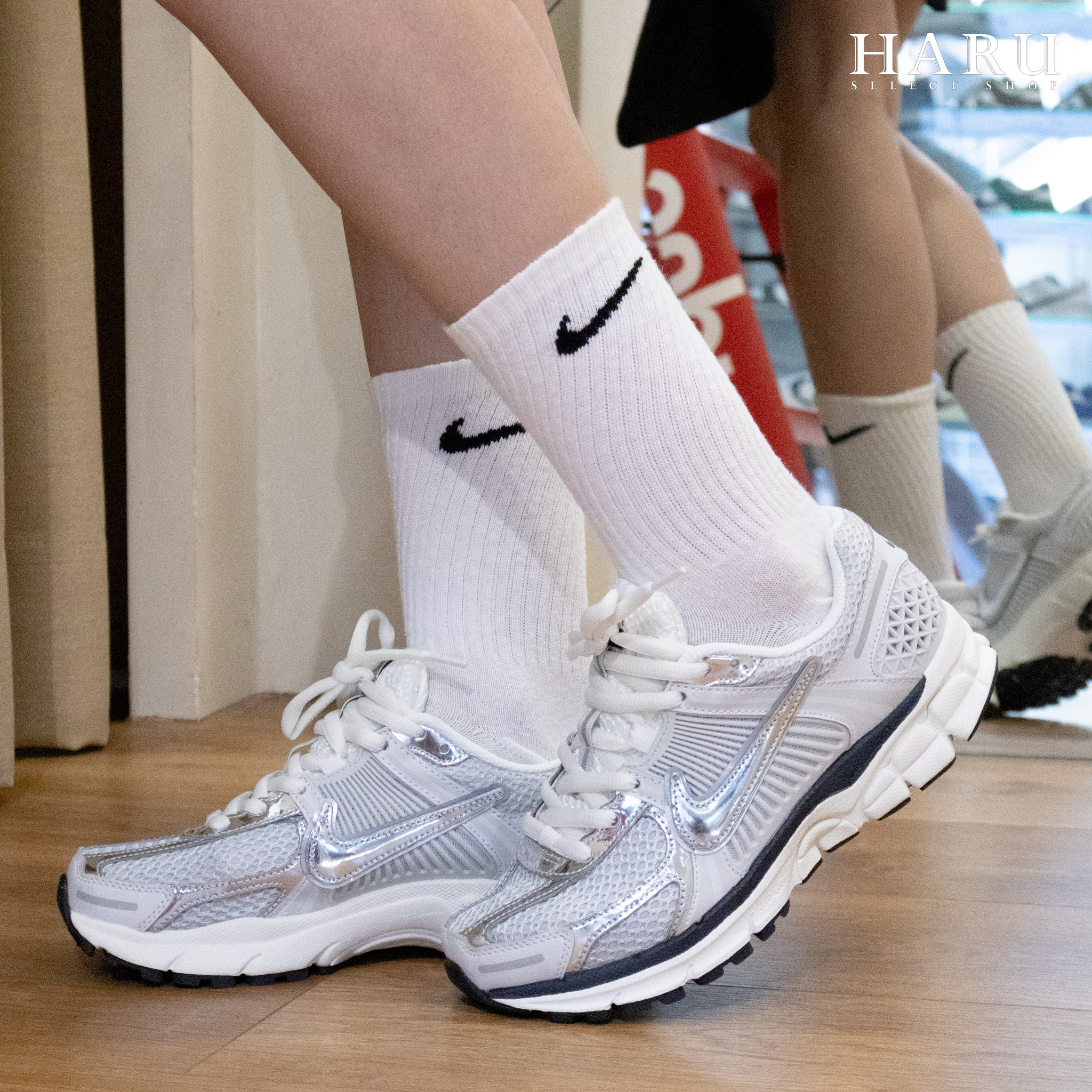 持續到貨 NIKE AIR ZOOM VOMERO 5 "PHOTON DUST" V2K ACW 空山基銀 金屬銀 復古慢跑休閒鞋 FD0884-025 HJ3758-001