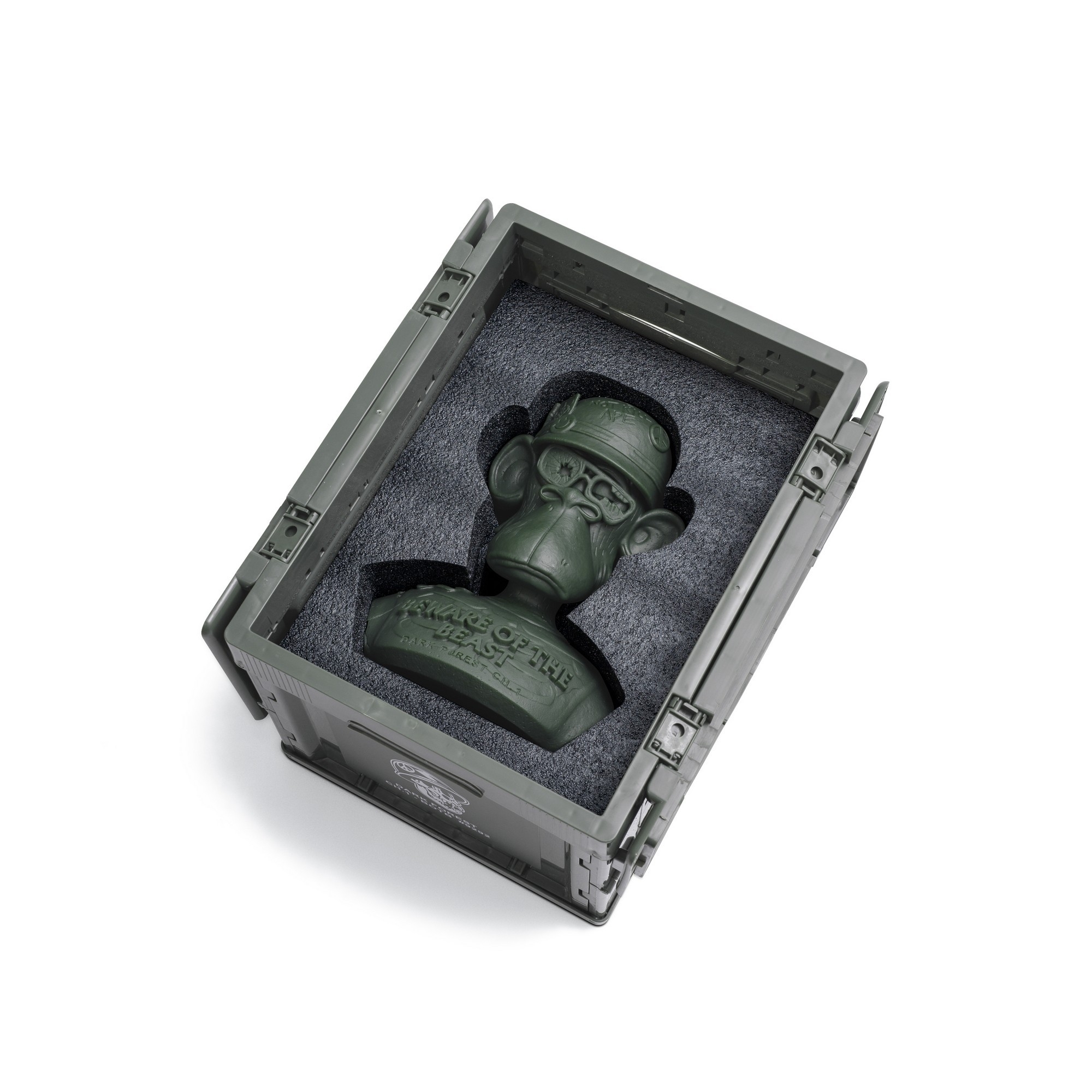 FILTER017® X DARK FOREST 11" Vinyl Bust Of Art ( War Edition #9292 ) 無聊猿搪膠戰爭胸像 (軍箱精裝版)