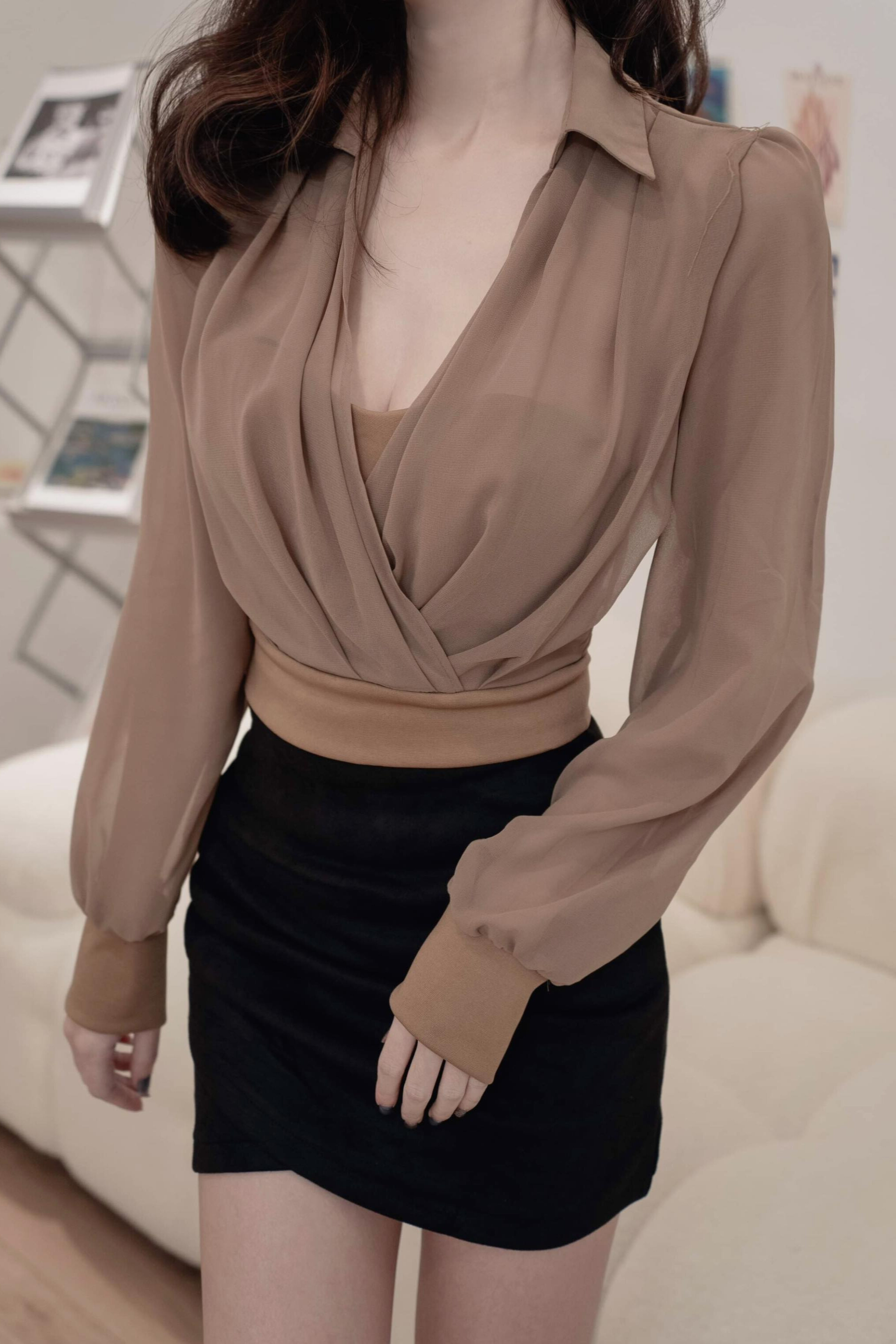 獨家訂製♡襯衫領雪紡拋袖罩杯上衣（卡其色均碼）03