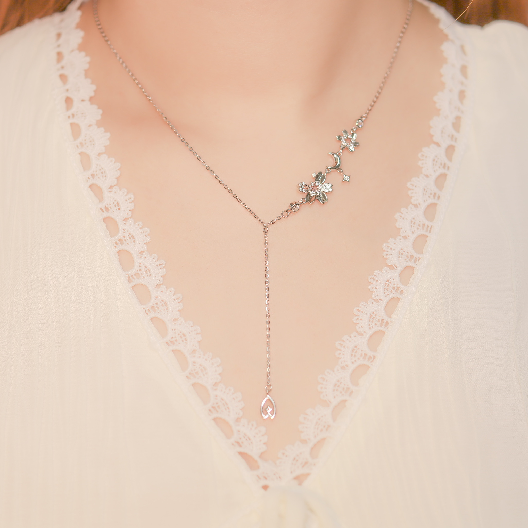 | 925純銀・ 白金 | 花沁未來項鍊 | NE0989 |