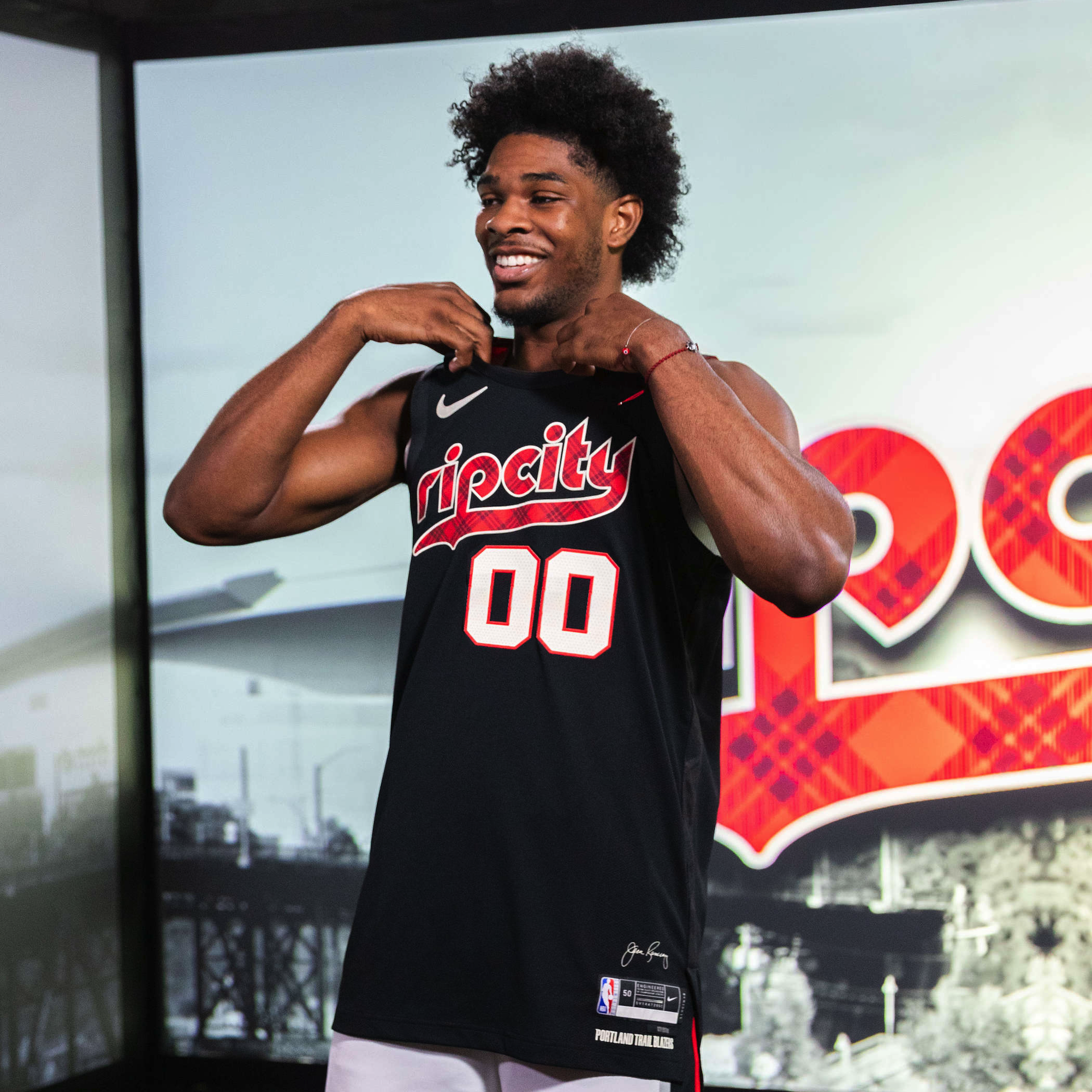 拓荒者 23-24 城市版球衣