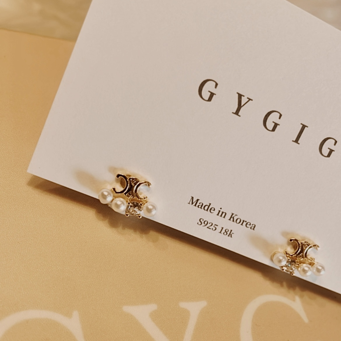 金珍珠凱旋門 鑽微笑線耳釘