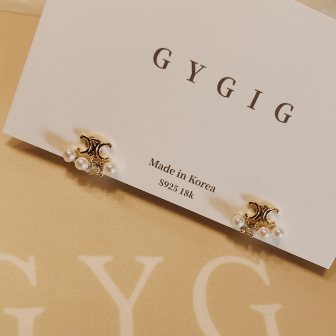 金珍珠凱旋門 鑽微笑線耳釘