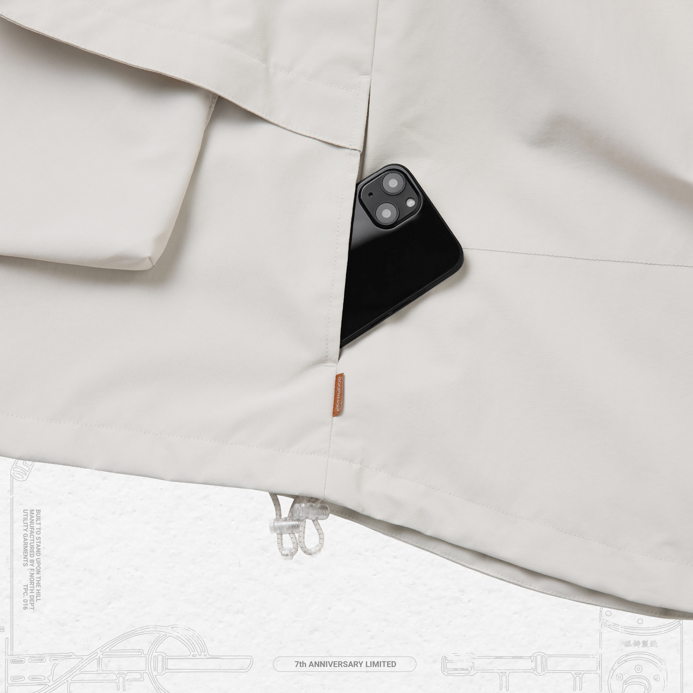 G7-1K” Fermion-G Mountain Parka - Paper G7-1K” Fermion-G Mountain Parka - Paper