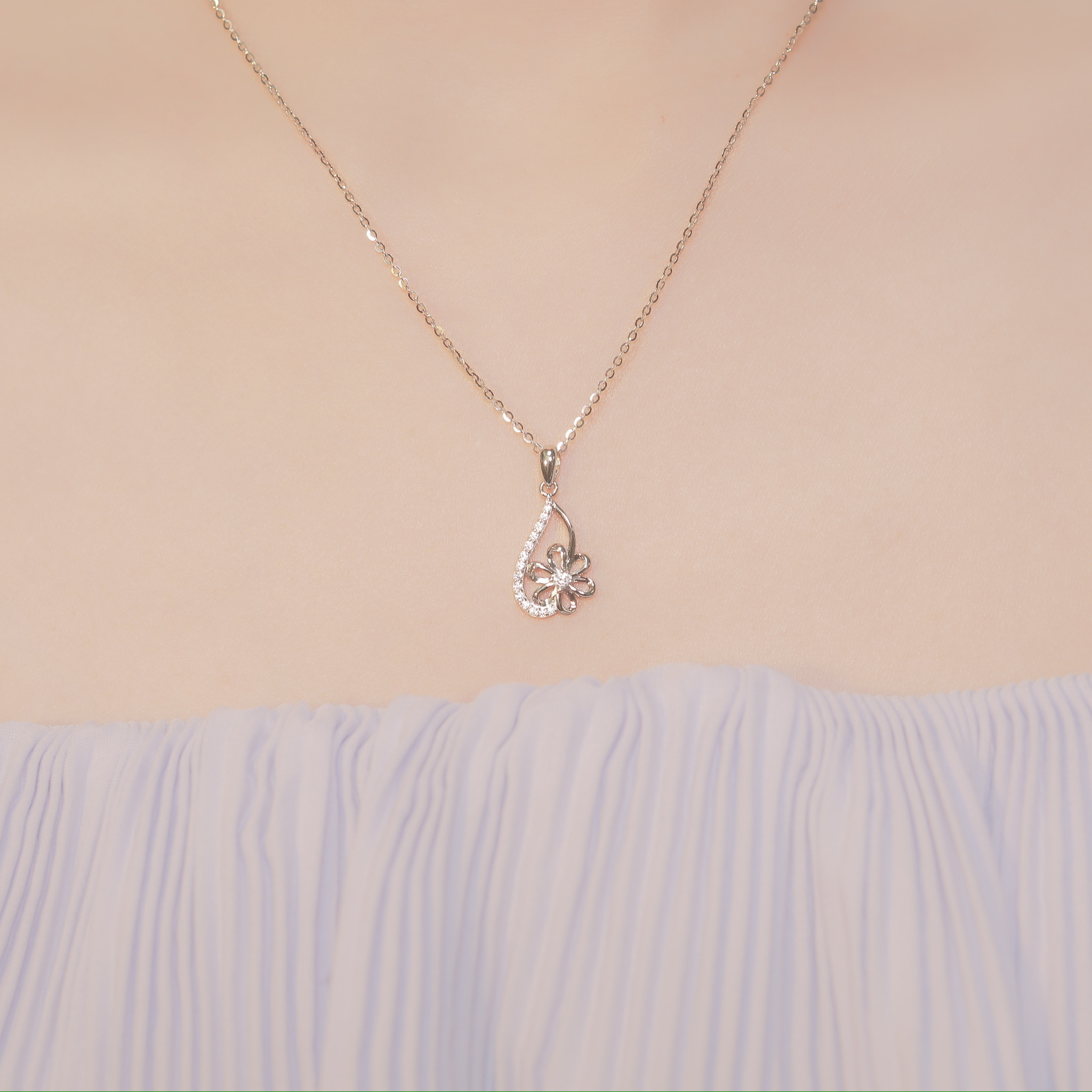 | 925純銀・厚鍍白金 | 花漾伊始項鍊 | NE0994 |