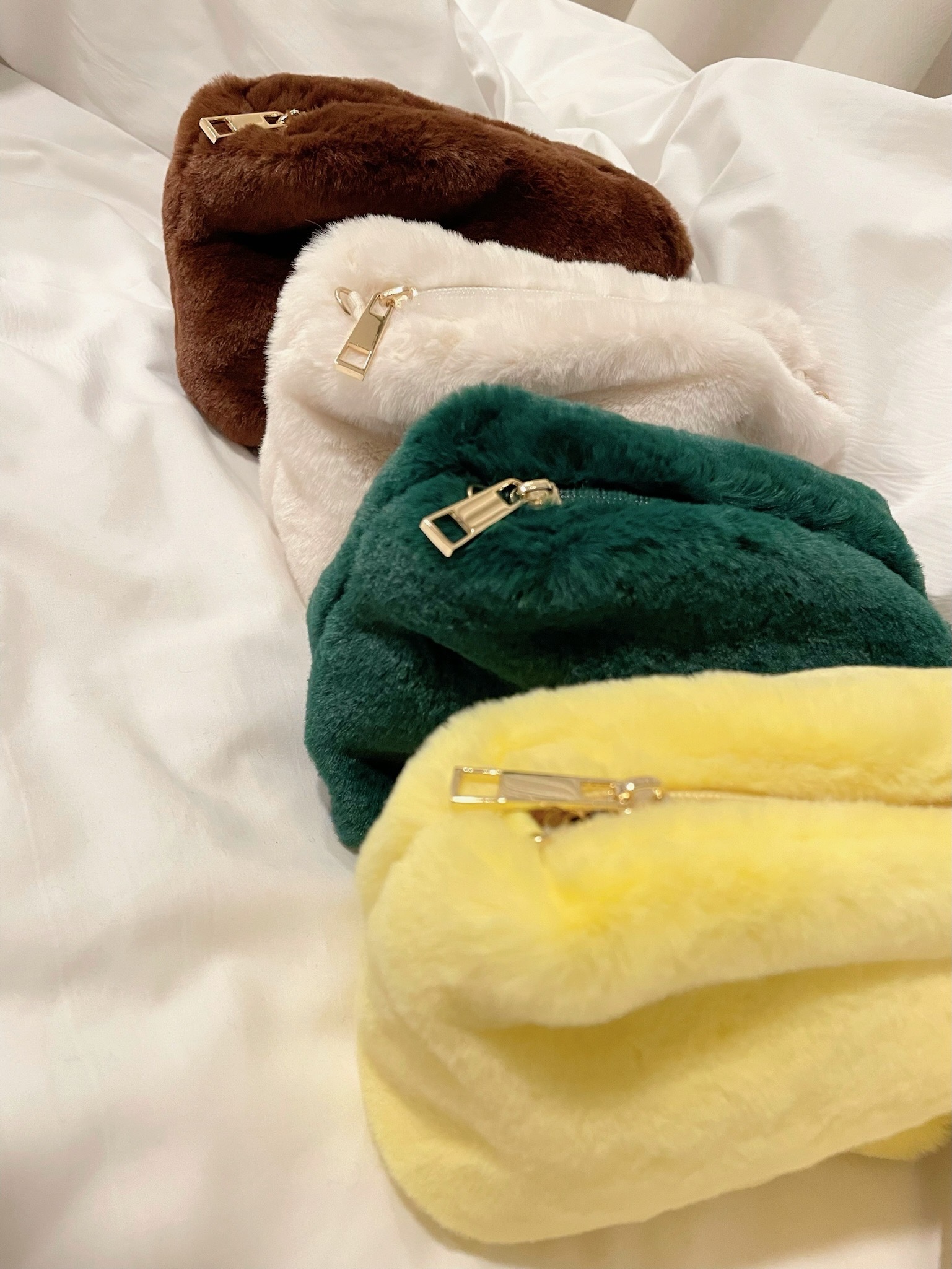 毛毛長金鍊小包