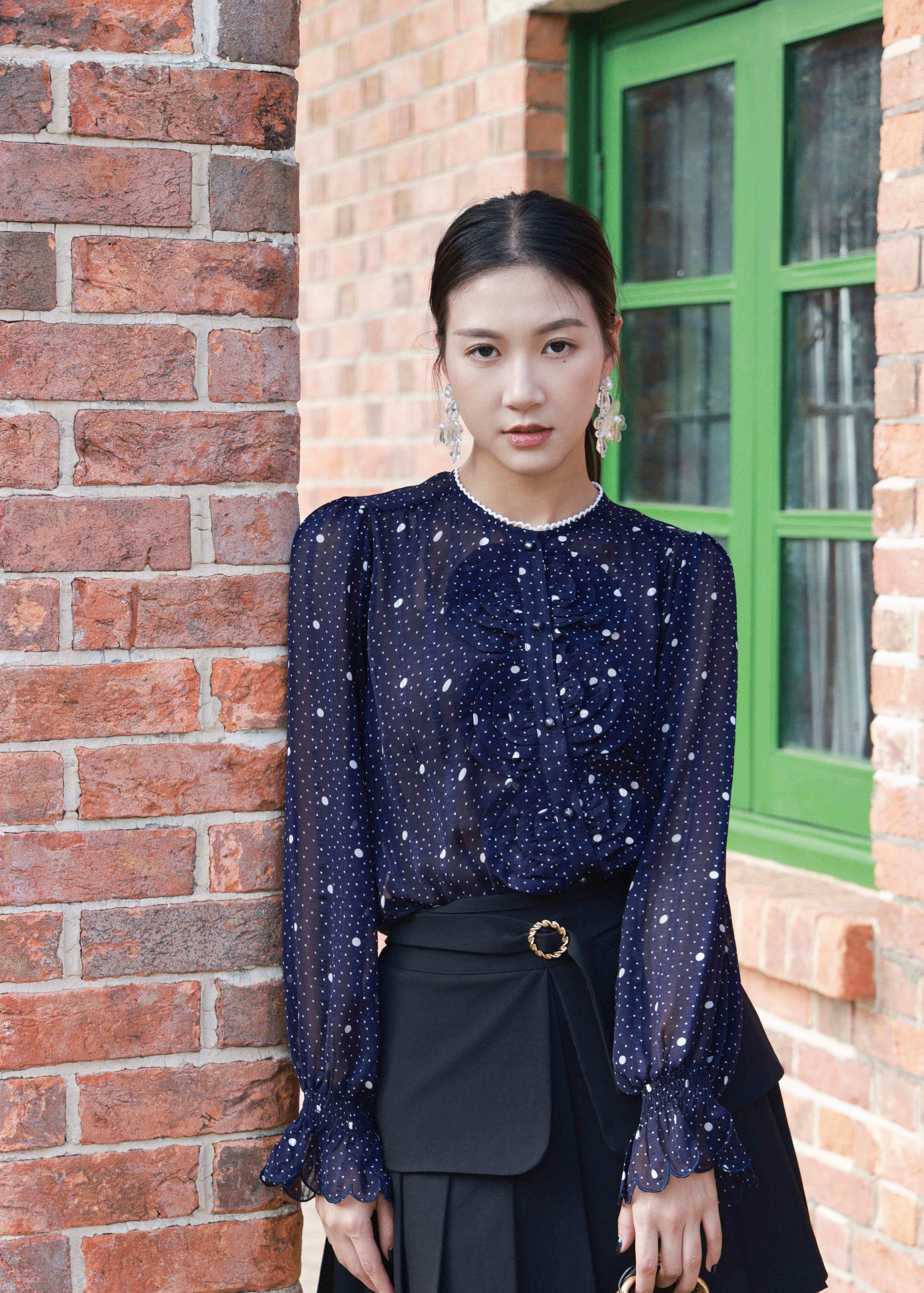 圓形裝飾片雪紡恤衫（現貨款式）