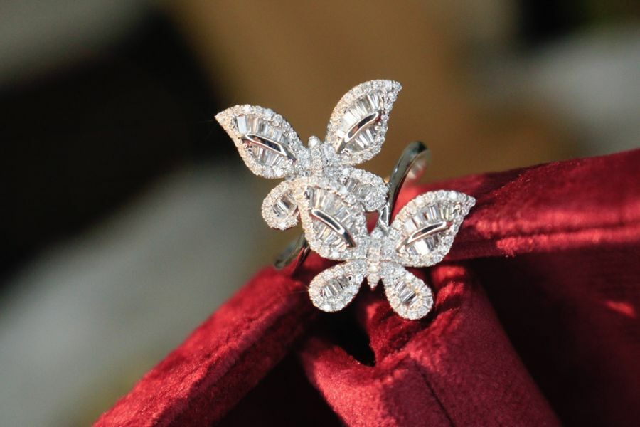 蝴蝶戒指