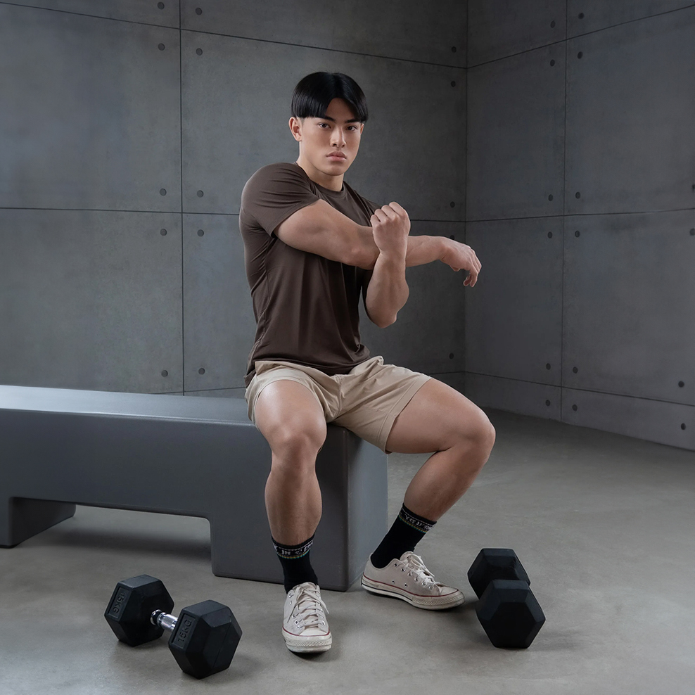 托瑪斯經典素色男短袖（深巧克力）