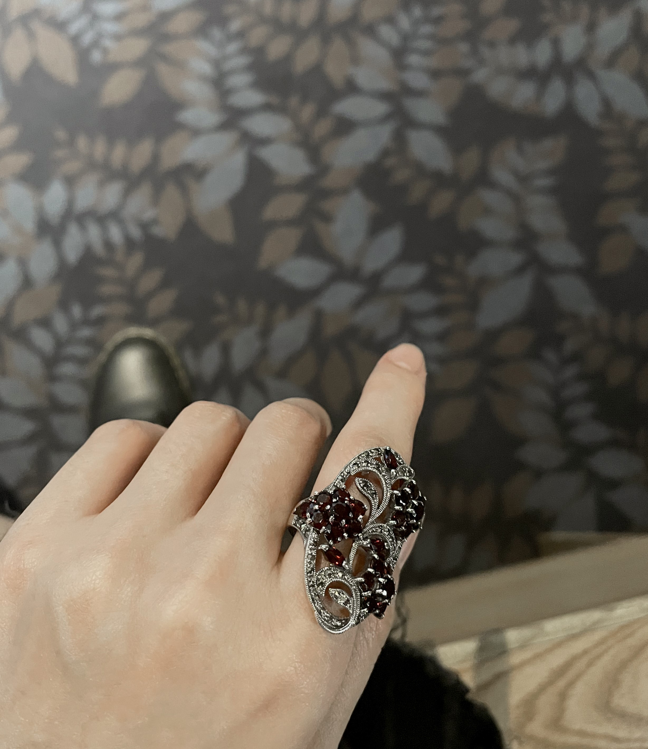 石榴石三花馬克賽石戒指（OP1085）