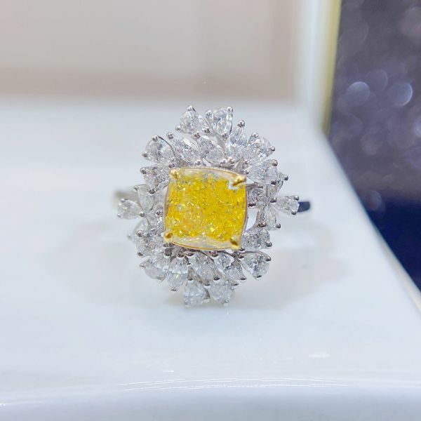 18K金鑽石 GIA 黃鑽女戒