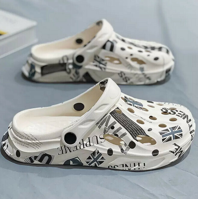 Cover the sandy beach cool shoes