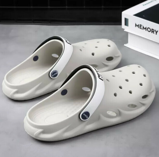 Cover the sandy beach cool shoes