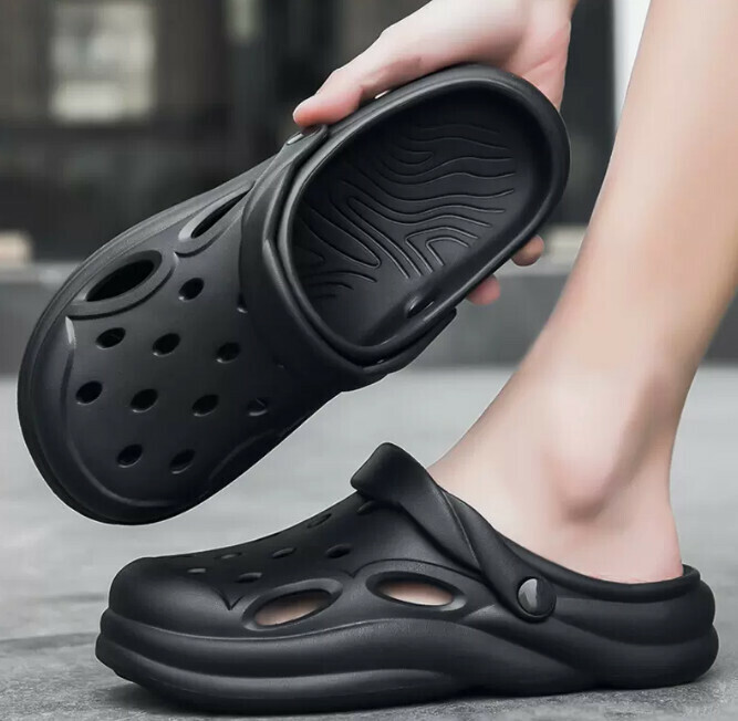 Cover the sandy beach cool shoes