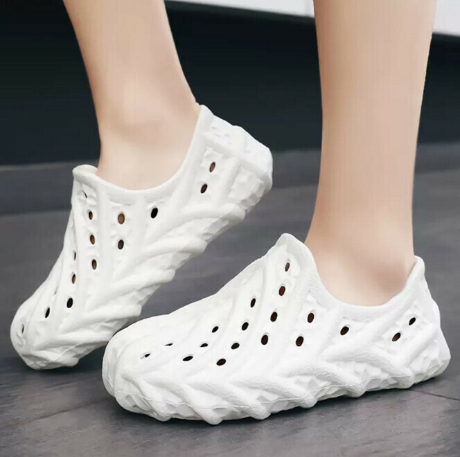 All-inclusive sandy shoes