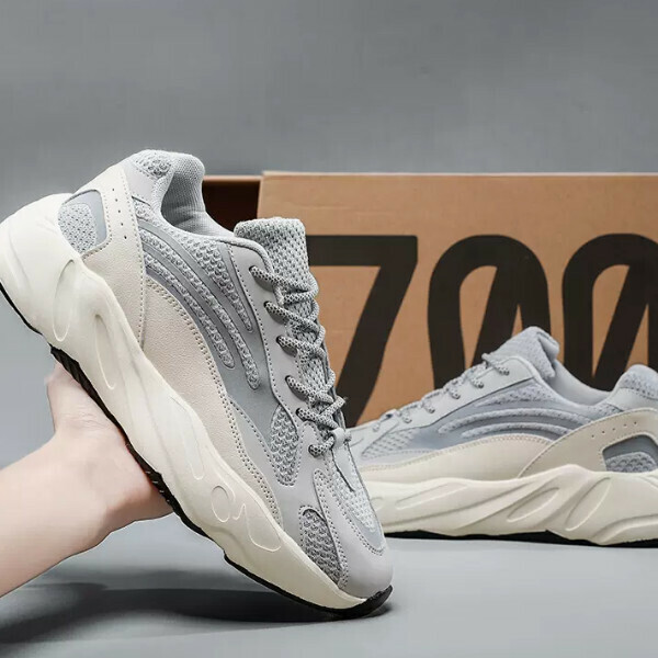 Sports and casual shoes (trendy style)