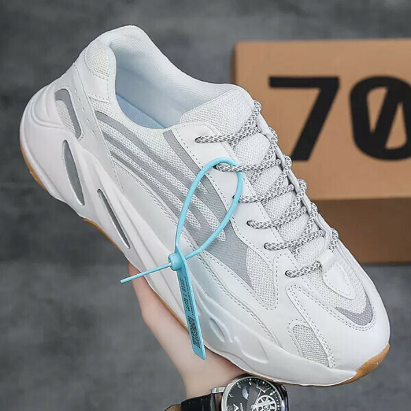 Sports and casual shoes (fashionable models