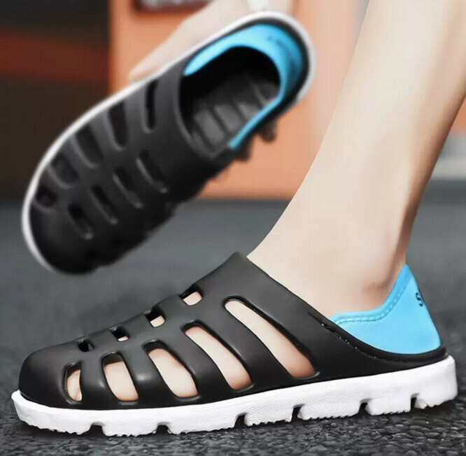 Wrap your head in the sandy beach cave and cool shoes