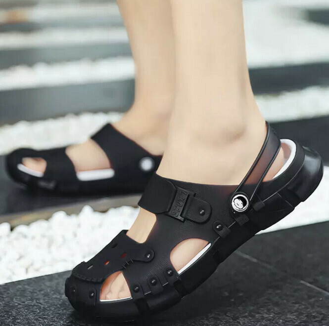 Cover the sandy beach cool shoes