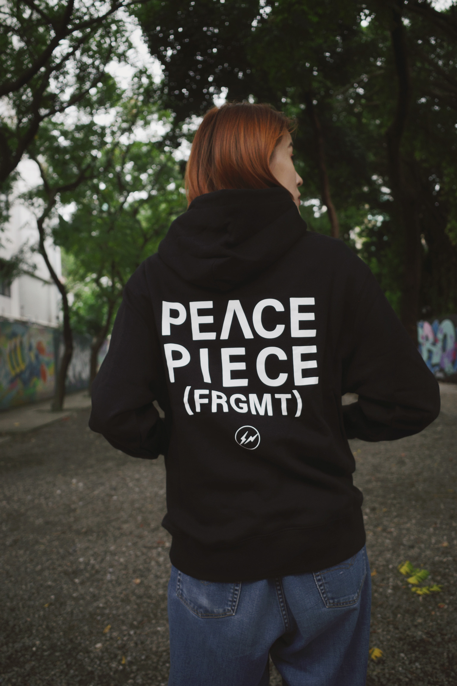 <快速出貨> 藤原浩FRAGMENT X PEACE PIECE 背後三排字 帽T