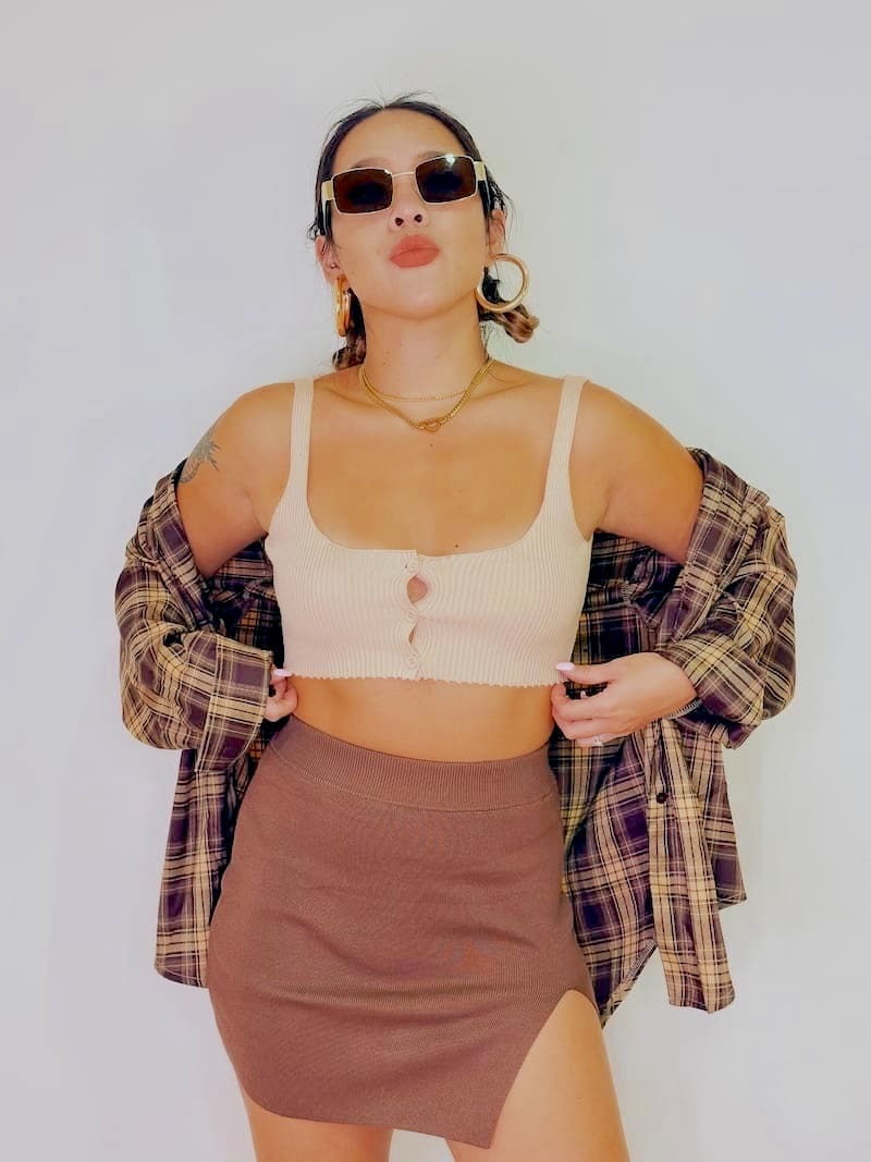 卡其針織開岔包臀裙