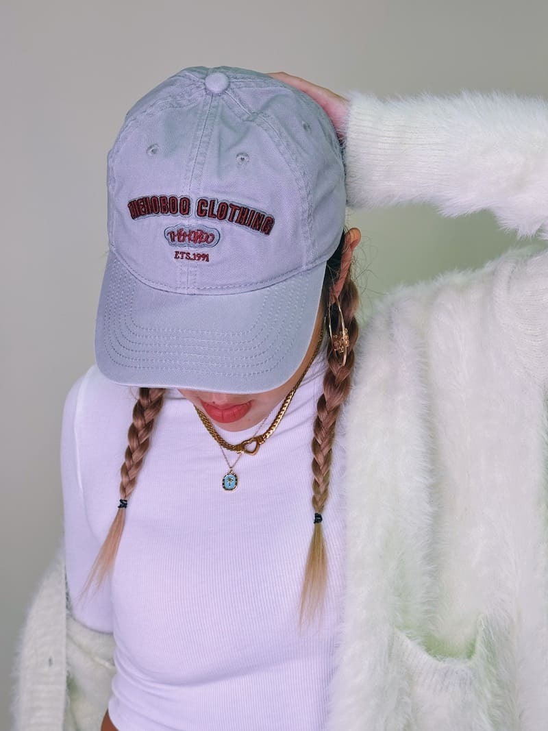 美式淺灰標語棒球帽