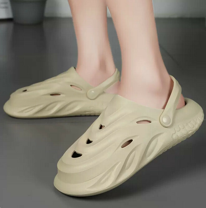 Cover the sandy beach cool shoes