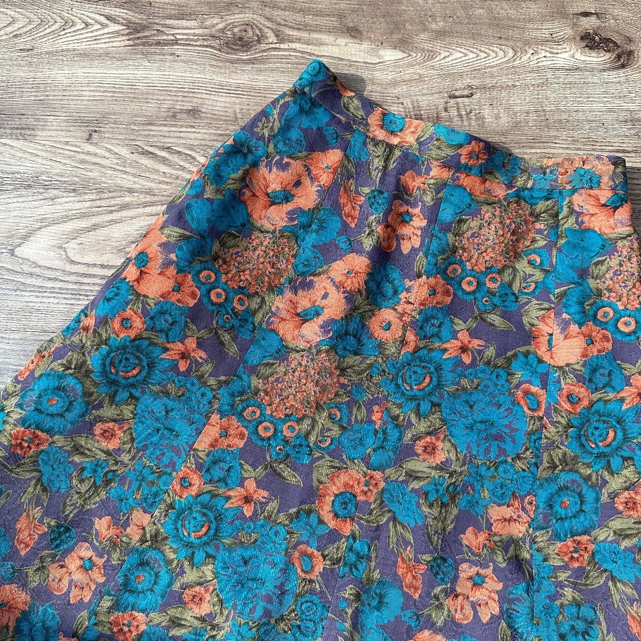 暗紫色鮮艷大花微魚尾半身裙