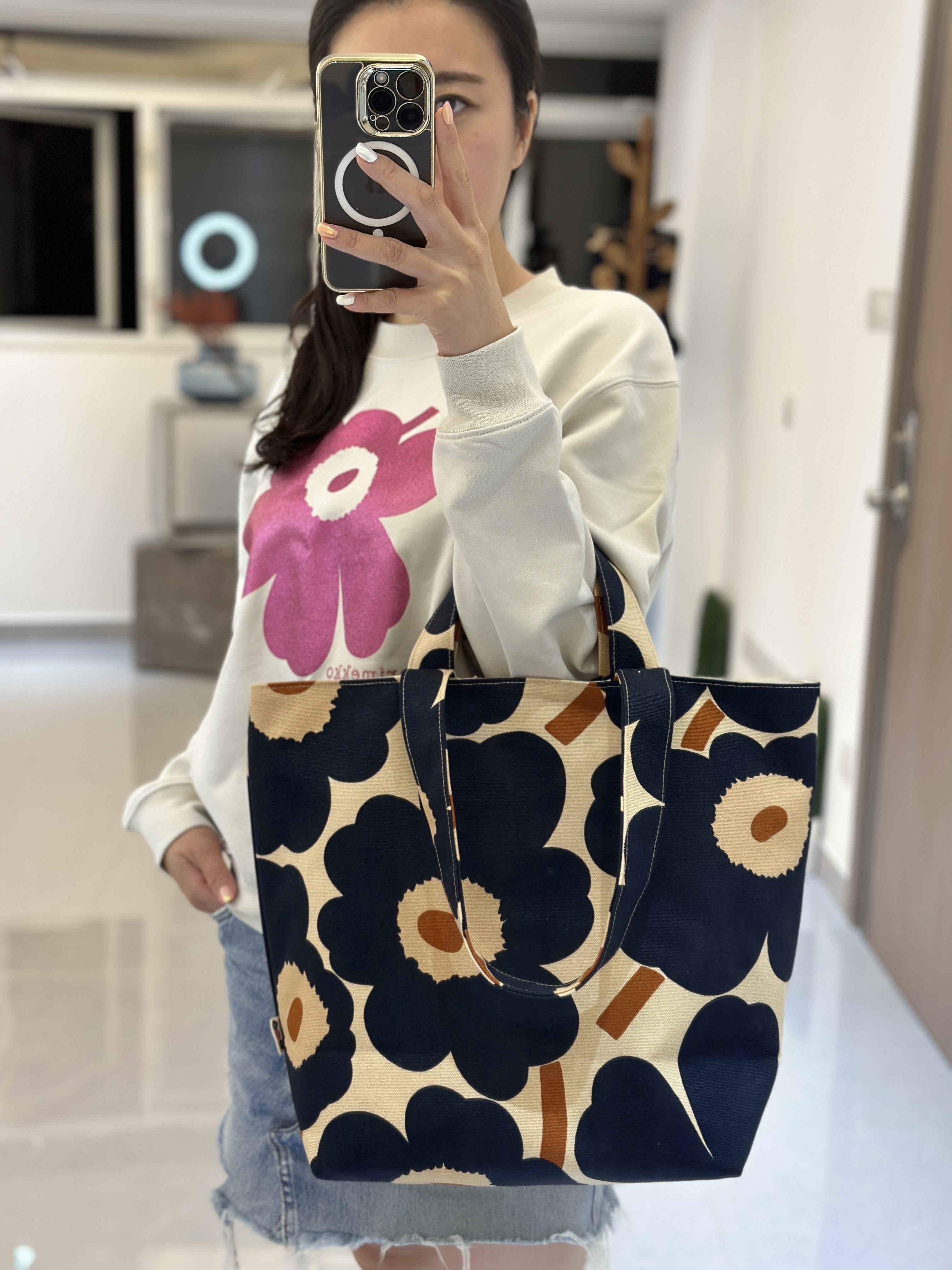Two way tote |Marimekko Canvas Fabric | Milk Tea x Navy