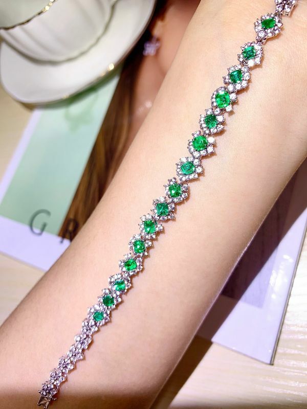 18k 哥倫比亞vivid green 祖母綠手鏈