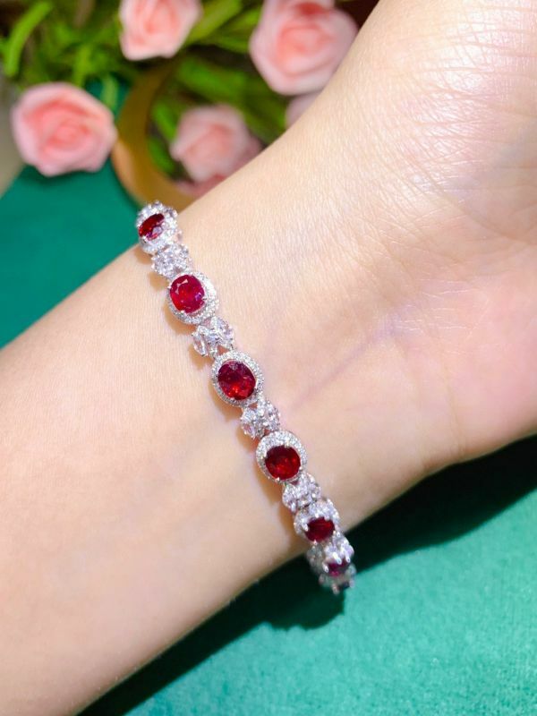 18k 金豪華鑲嵌 無燒鴿血紅紅寶石手鏈