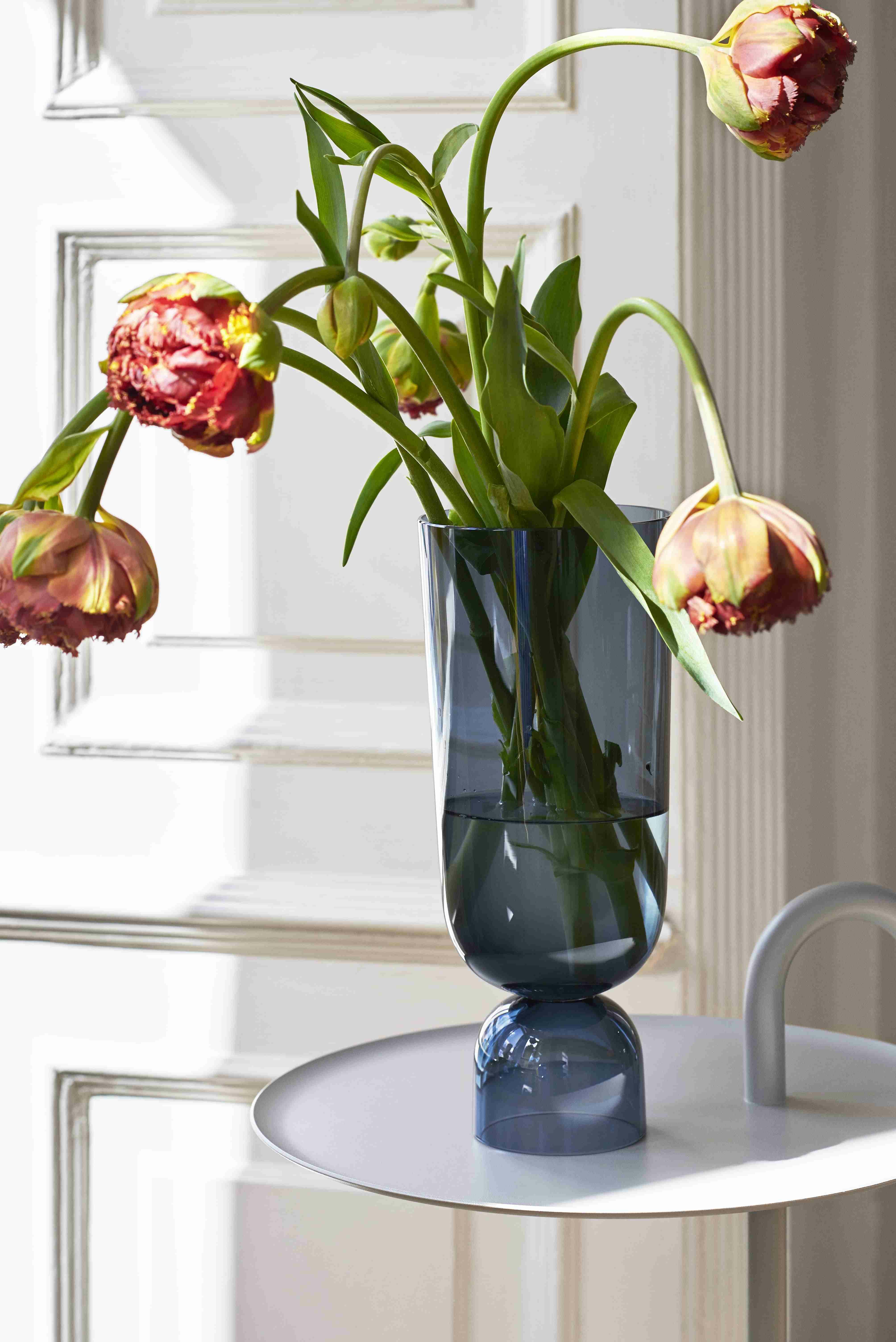 Bottoms Up Vase / 花瓶