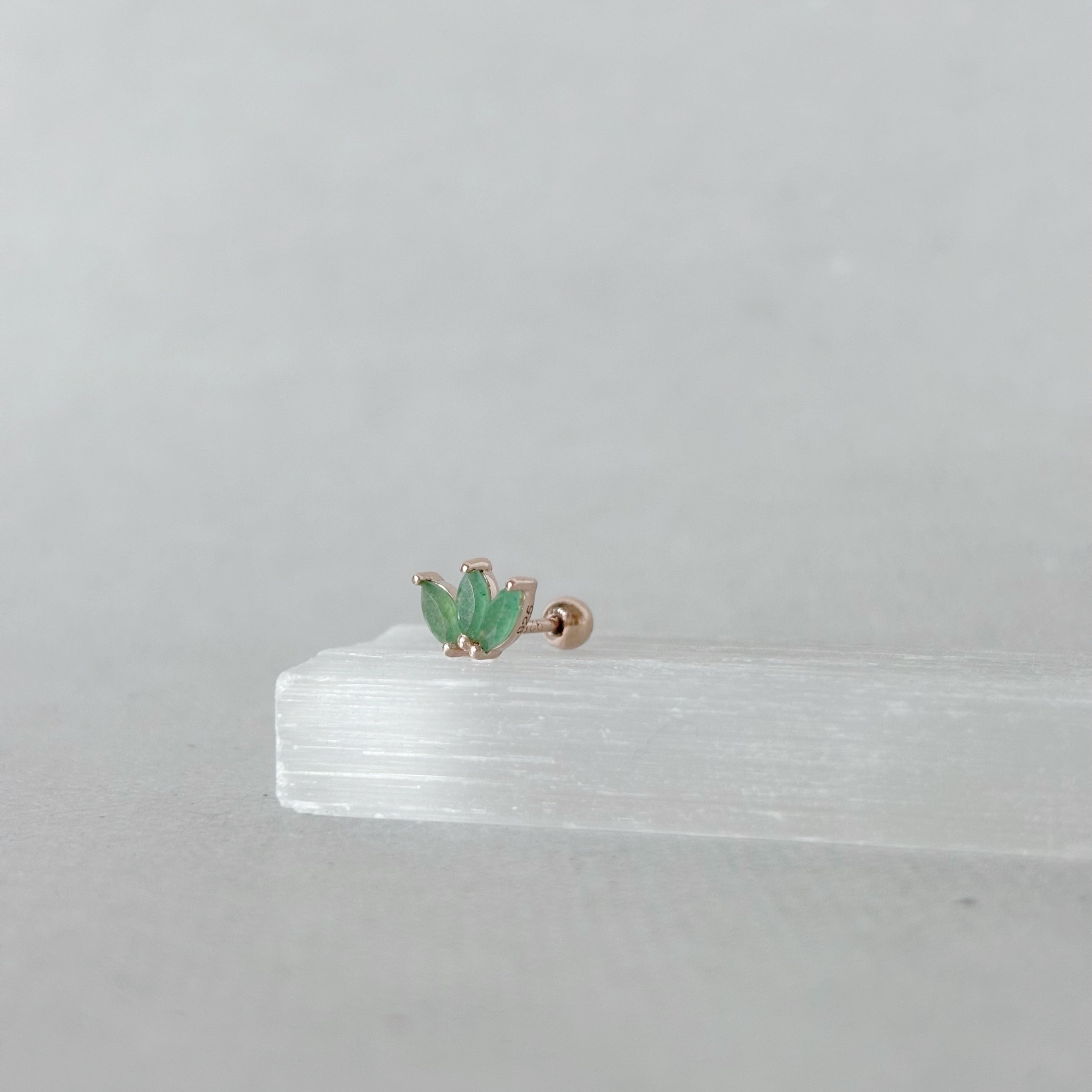 三葉草東陵石轉珠耳環