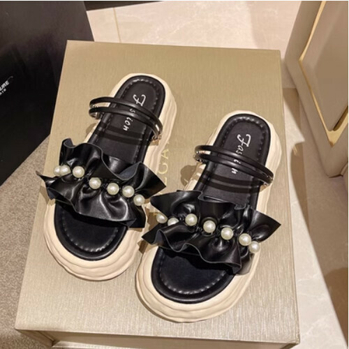 Reversible thick-soled pearl sandals