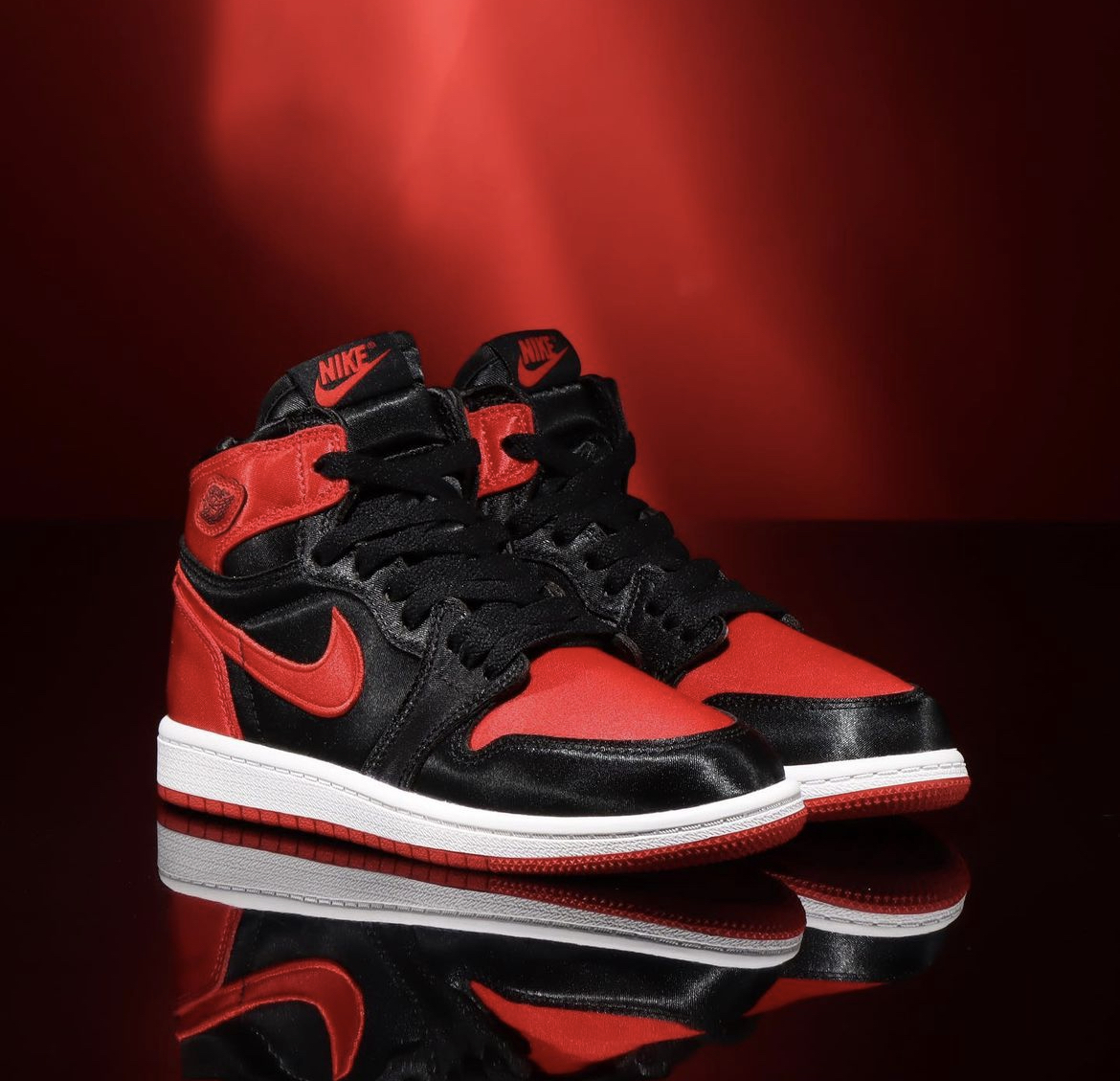 現貨】NIKE AIR JORDAN 1 RETRO HIGH OG 紅黑絲綢FD4810061