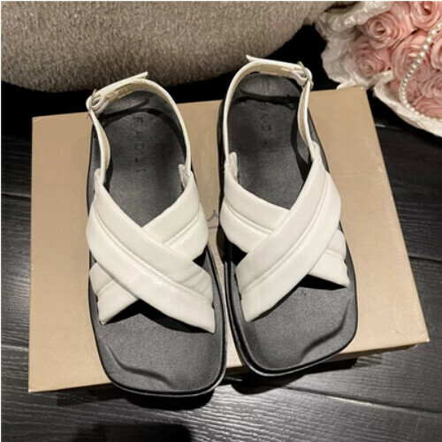 Cross square toe beach sandals