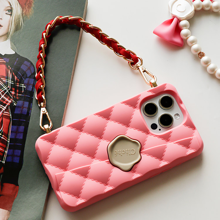 Candies iPhone 15 Pro - 經典小香風晚宴包(粉)