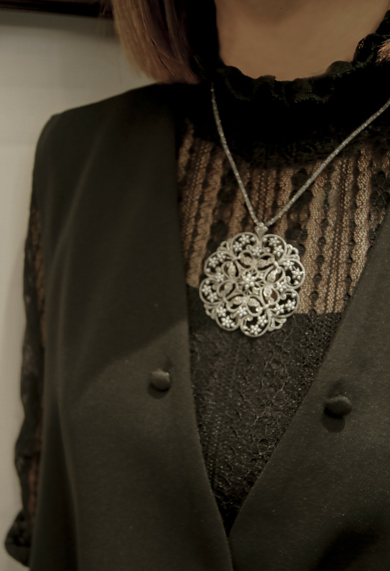 復古窗花米珠胸墜