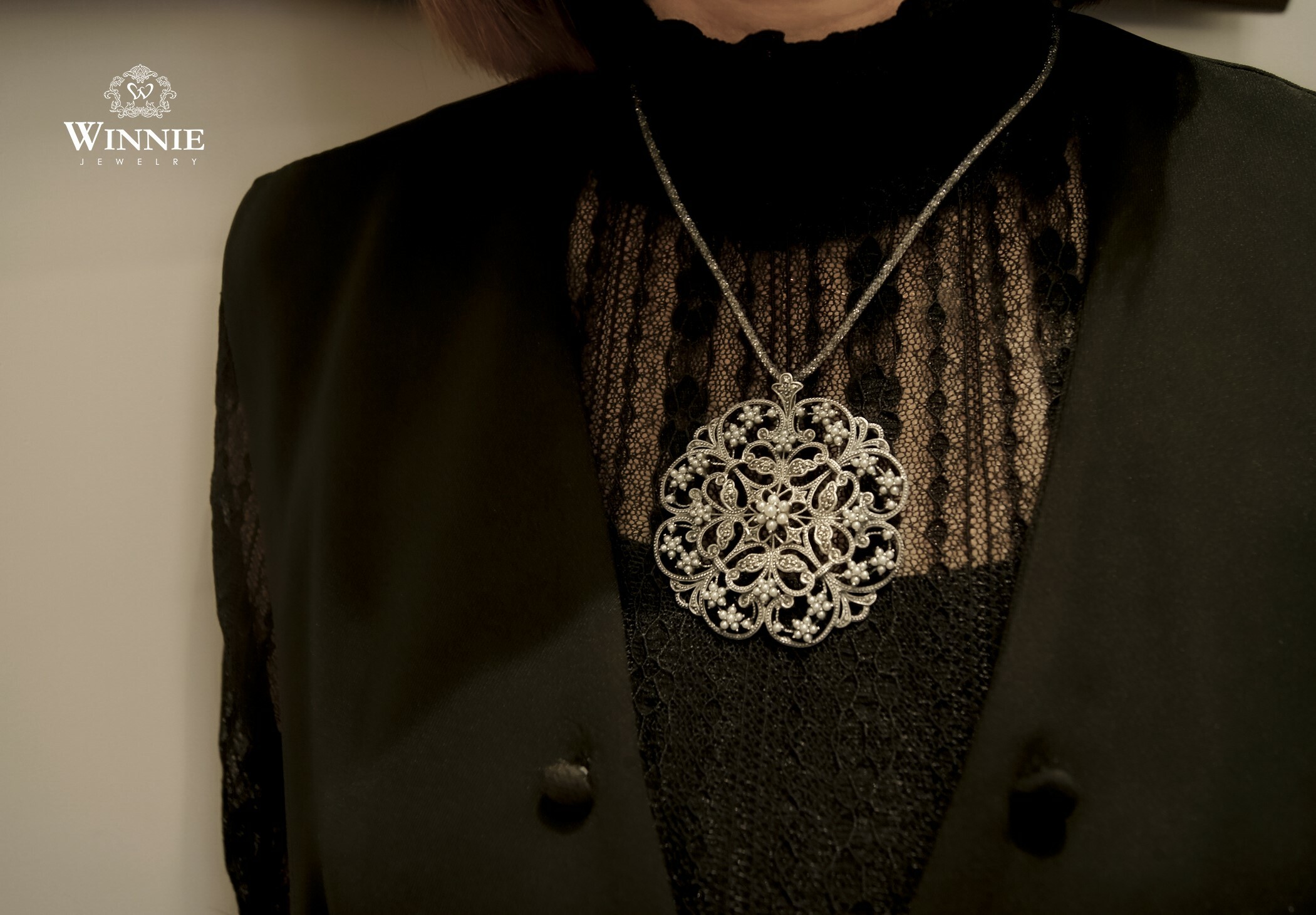 復古窗花米珠胸墜