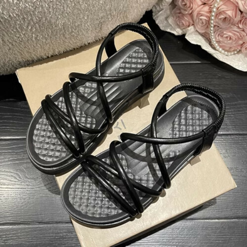 Thick sole casual and versatile sandals