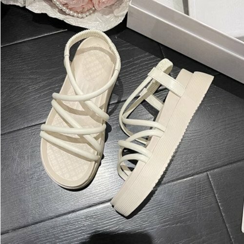 Thick sole casual and versatile sandals