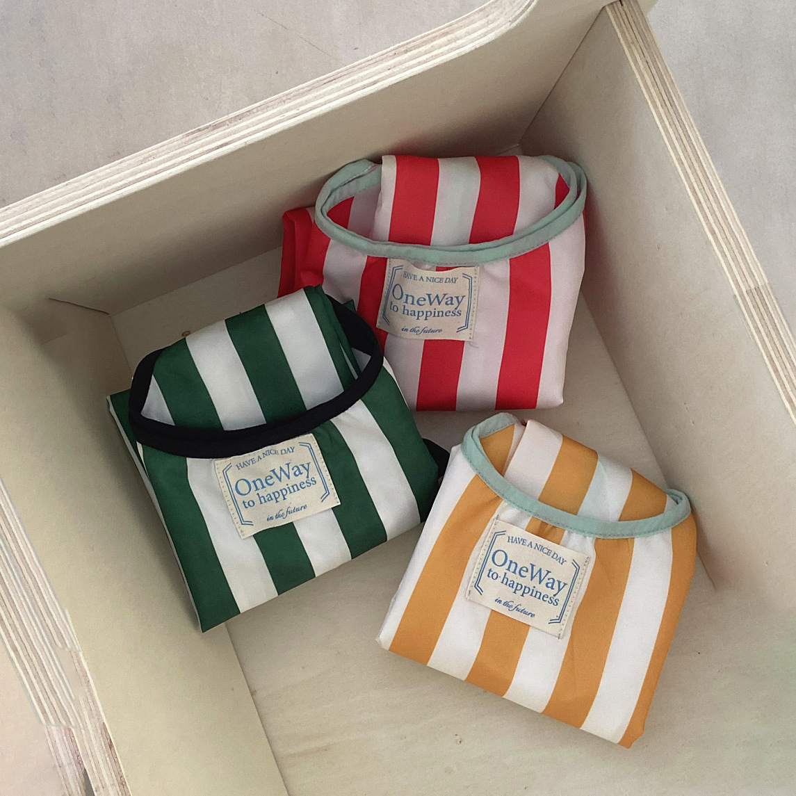 《3256》多巴胺彩色條紋字母購物環保袋