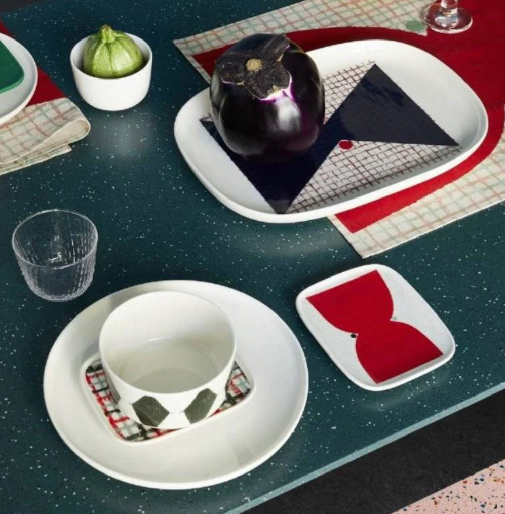 Mariemkko 紅蝴蝶tweed pattern 長方碟