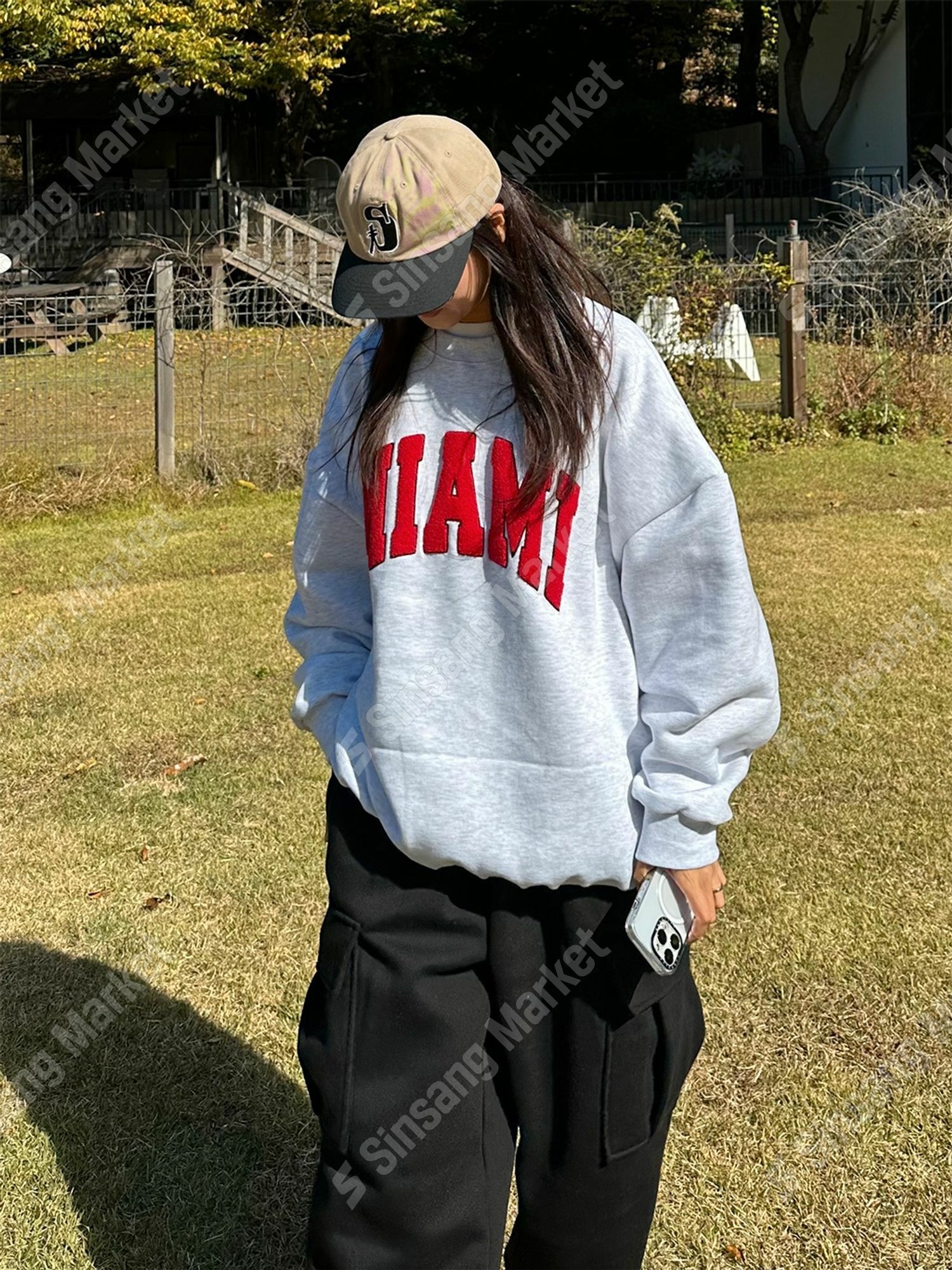 MIAMI毛圈紗拉絨運動衫大學T