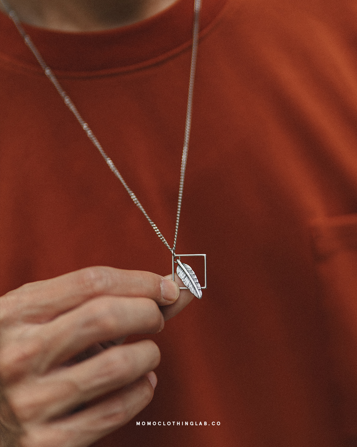 #現貨 (ACCN109) 正韓鋼項鍊 幾何正方復古羽毛