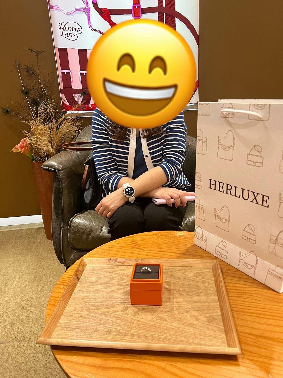 【 感謝支持 】爽快靚靚來pick up戒指🎉 靚靚讚HERLUXE回覆客人效率快👍🏻態度親切💞 購物過程整體滿意🥰 多謝你嘅支持🫶