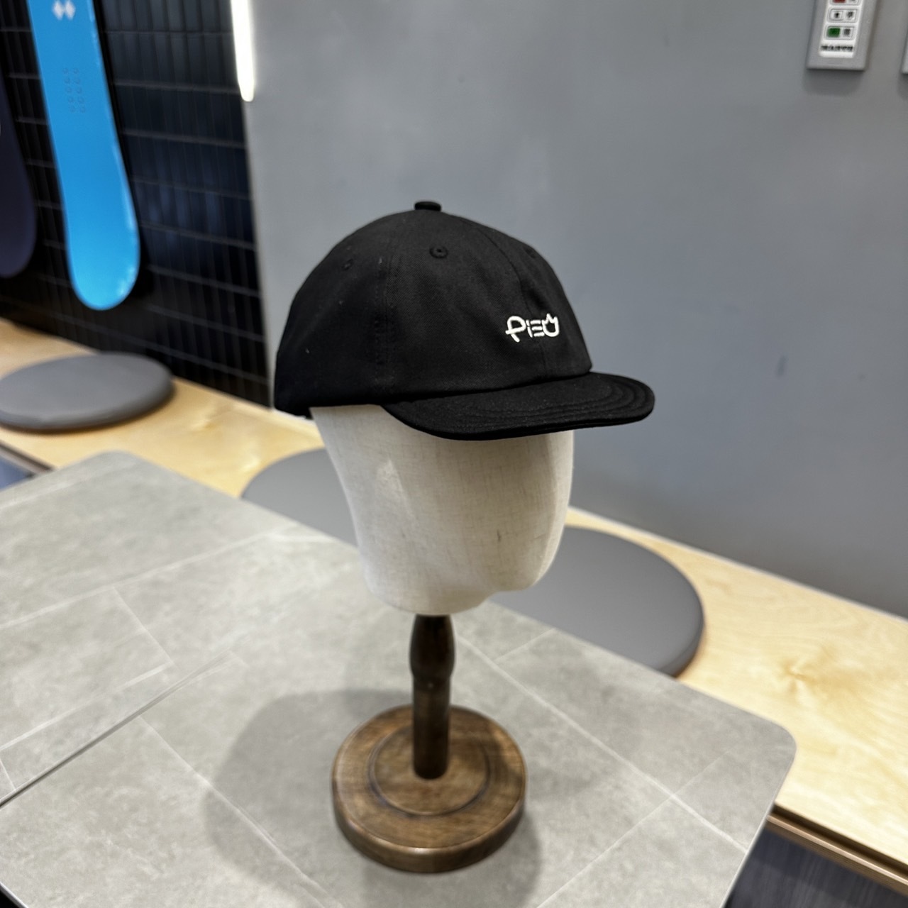 Piew Piew 老帽 - 黑